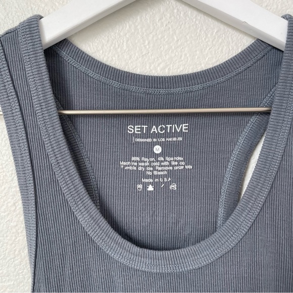 Set Active• Ribbed Tank Top - Picture 2 of 3